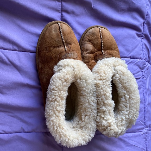 UGG sheepskin slippers main image 9